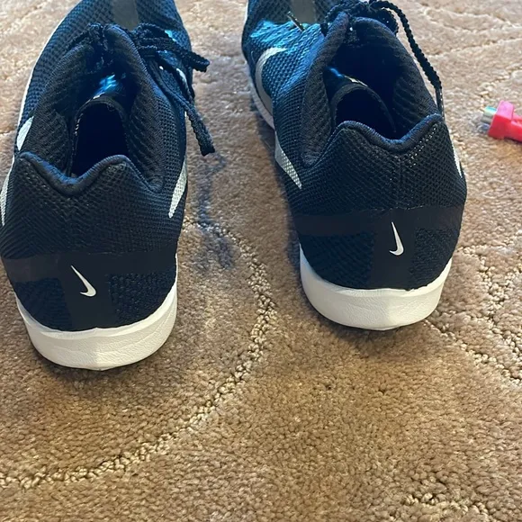 Nike Rival track distance spikes black unisex (sized as men’s), M7/W8.5