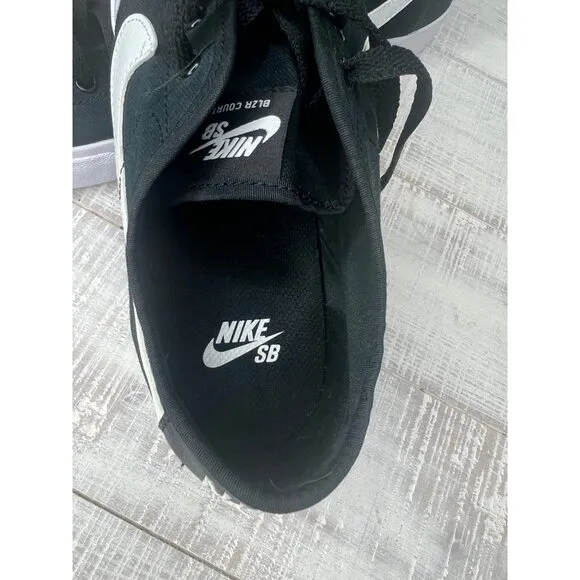 Nike SB BLZR Court Low Canvas Black/White Mens Sneakers Size 11