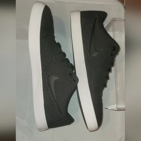 Nike SB Canvas Sneakers with Ortholite Removable Insole