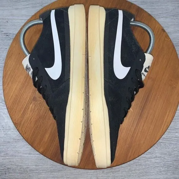 Nike SB Men’s Size 7 Bruin Hyperfeel Trainers Suede Black White Shoes 831756-001