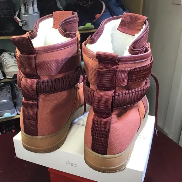 Nike SF Air Force 1 PremiumDark Russet.