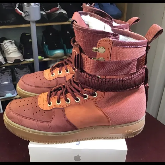 Nike SF Air Force 1 PremiumDark Russet.