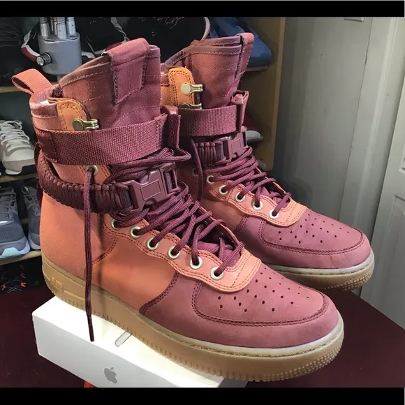 Nike SF Air Force 1 PremiumDark Russet.
