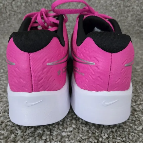 Nike Star Runner Shoes 2.0  School Bright Pink Gym Running Walking Sneakers NEW
