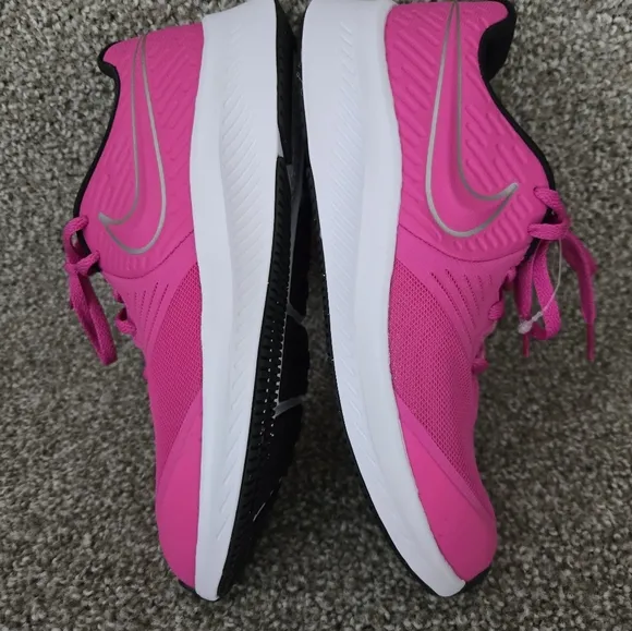 Nike Star Runner Shoes 2.0  School Bright Pink Gym Running Walking Sneakers NEW