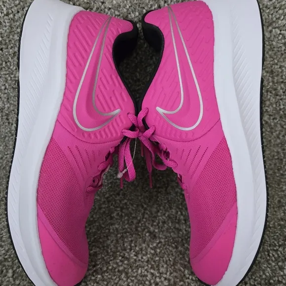 Nike Star Runner Shoes 2.0  School Bright Pink Gym Running Walking Sneakers NEW