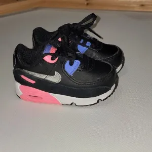 Nike (TD) Air Max 90 Girls Shoes Black/Metallic Silver - Sunset Pulse Size 6c