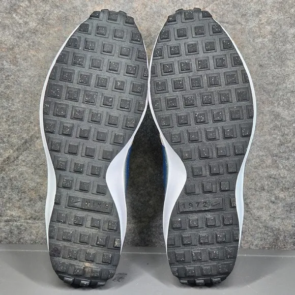 Nike Waffle Debut Sneakers Casual Running Shoes Blue White‎ Size 9 Women's