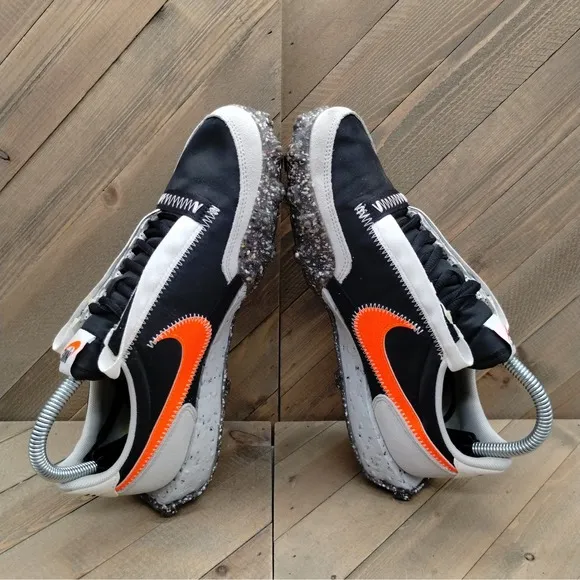 Nike Waffle Racer Crater Athletic Sneakers Womens Size 7 Photon Dust Crimson