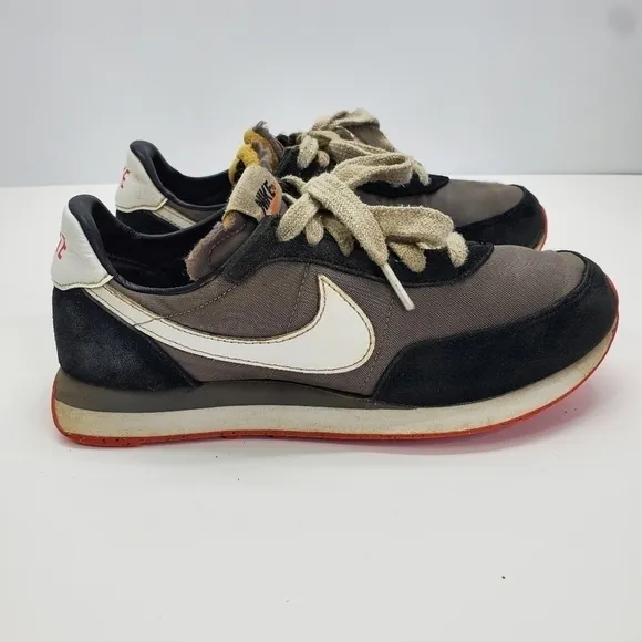 Nike Waffle Trainer 2 Youth Size 4.5 Shoes DC6477 005
