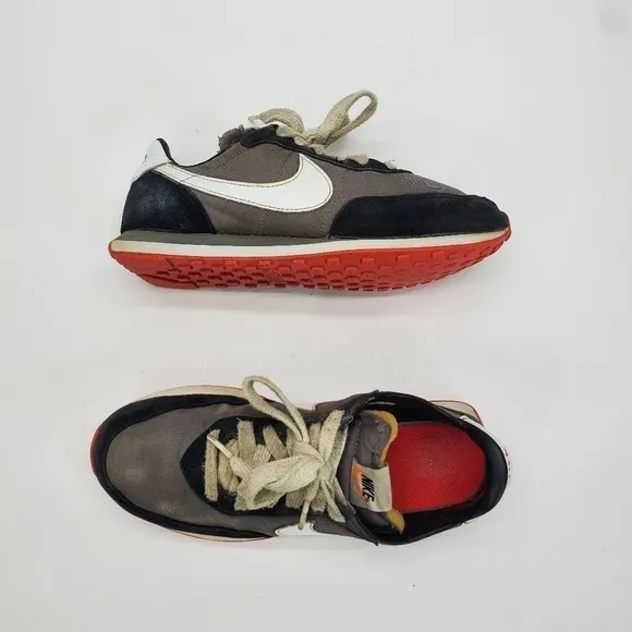 Nike Waffle Trainer 2 Youth Size 4.5 Shoes DC6477 005