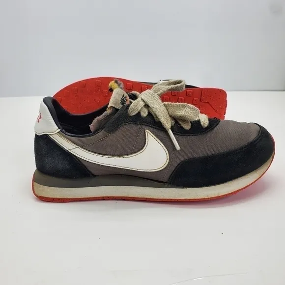 Nike Waffle Trainer 2 Youth Size 4.5 Shoes DC6477 005