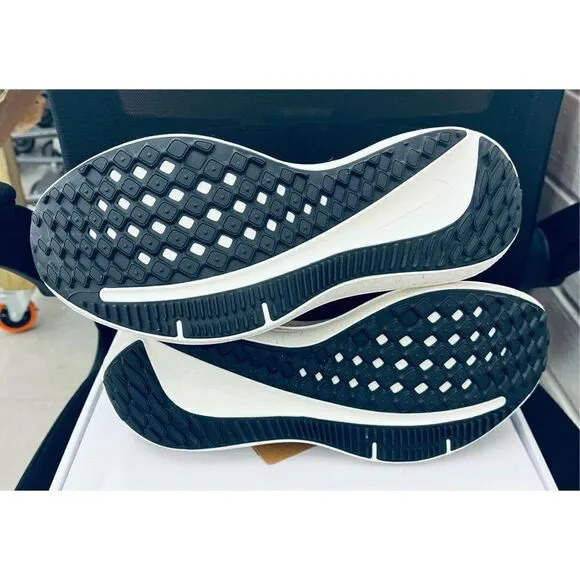 Nike Winflo 10 Men's Road Running Shoes