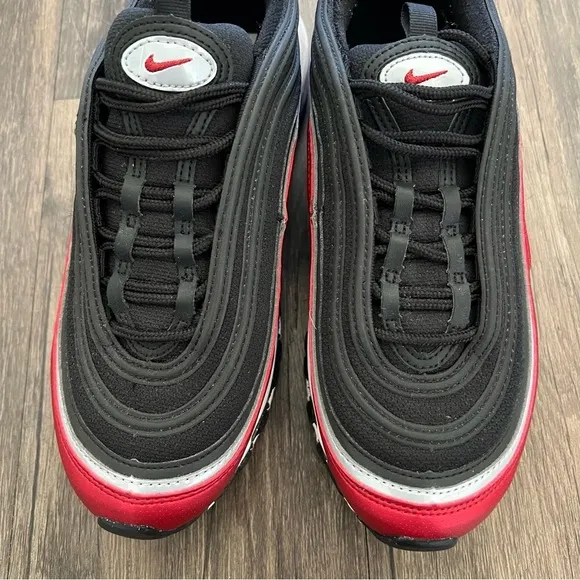 Nike Youth Boys Air Max 97 SE Shoes Black Metallic Silver Varsity Red Size 5.5