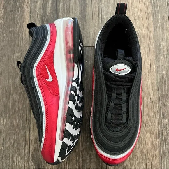 Nike Youth Boys Air Max 97 SE Shoes Black Metallic Silver Varsity Red Size 5.5