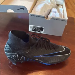 Nike Zoom Superfly 9 Elite FG Soccer Cleats. Size 10.5. New in box. Never worn.