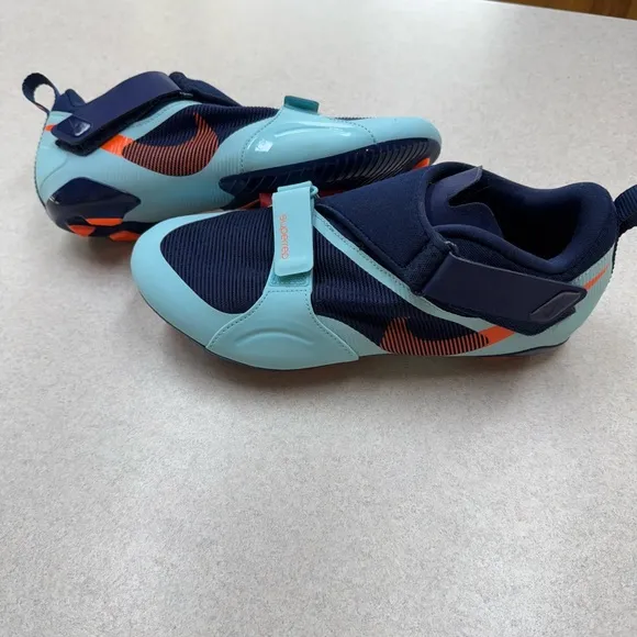 Nine Adult Men Cycling Shoes With Clips- Blue and Orange