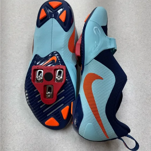 Nine Adult Men Cycling Shoes With Clips- Blue and Orange