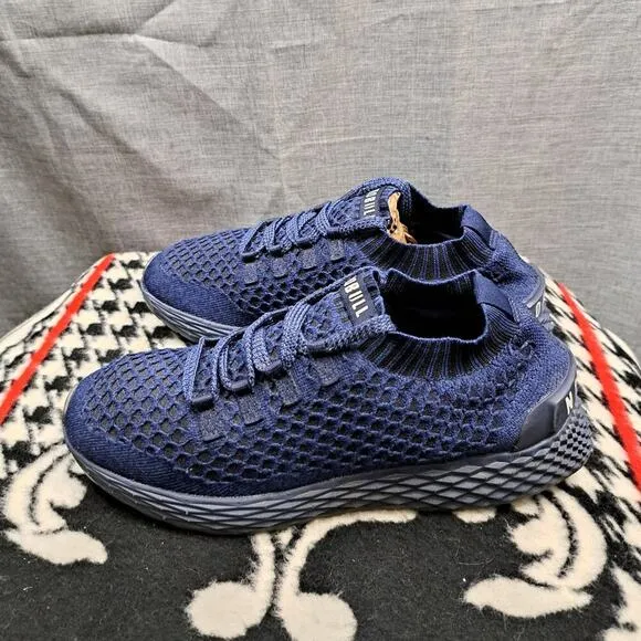 NOBULL Mens Reflective Knit Shoes  Men Sz 9 / Women 10.5 Running Sneakers