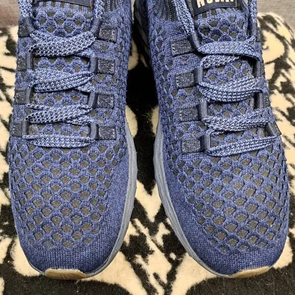 NOBULL Mens Reflective Knit Shoes  Men Sz 9 / Women 10.5 Running Sneakers