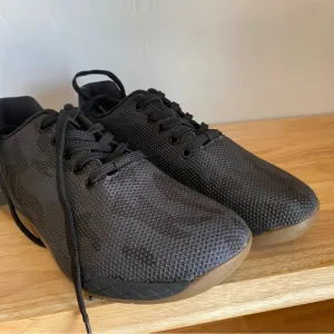 NoBull Project Women’s Trainers size 11/Men’s size 9.5 in black camo