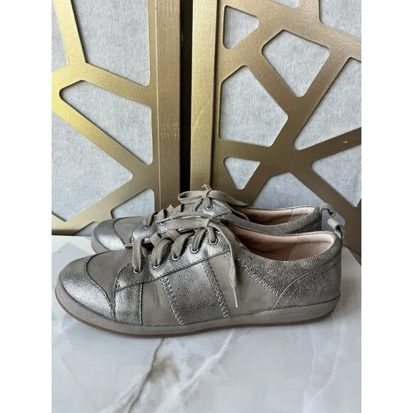 Nurture Watsonn Women 8.5 M  Pewter Leather Lace Up Comfort City Sneakers Shoes