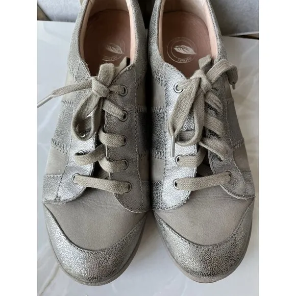 Nurture Watsonn Women 8.5 M  Pewter Leather Lace Up Comfort City Sneakers Shoes
