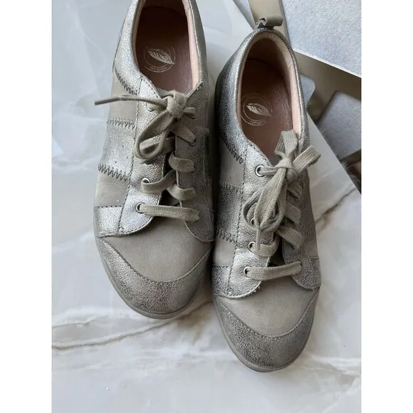 Nurture Watsonn Women 8.5 M  Pewter Leather Lace Up Comfort City Sneakers Shoes
