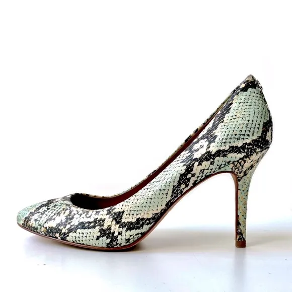 NWOB Coach Snakeskin Pumps, size 8.5