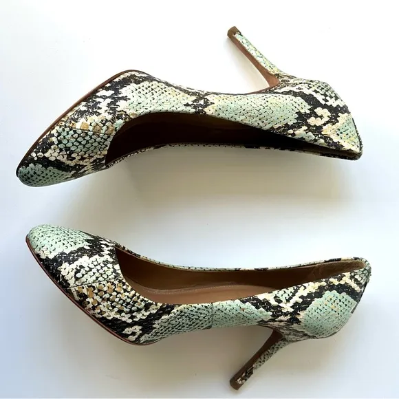 NWOB Coach Snakeskin Pumps, size 8.5