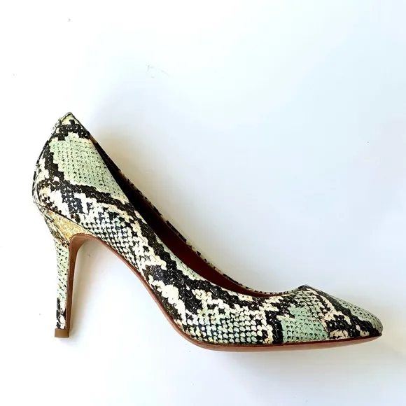 NWOB Coach Snakeskin Pumps, size 8.5