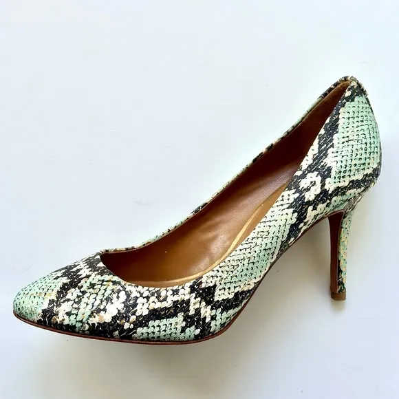 NWOB Coach Snakeskin Pumps, size 8.5