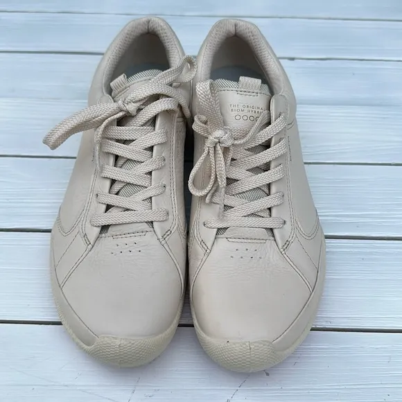 NWOB ECCO Biom Hybrid Golf Sneaker Leather size 8.5