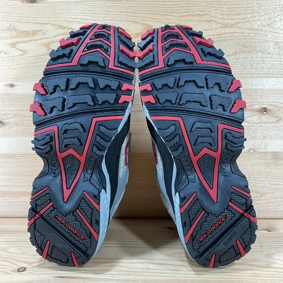 NWOB New Balance 476 All Terrain Hiking Running Shoes Men’s 7.5 Grey Red CM476RG