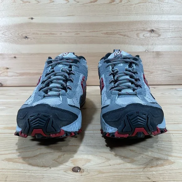 NWOB New Balance 476 All Terrain Hiking Running Shoes Men’s 7.5 Grey Red CM476RG