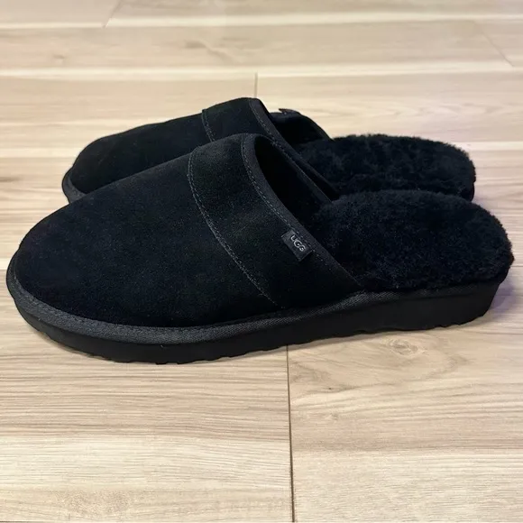 NWOB UGG Men’s Leisure Suede Slipper Shoes