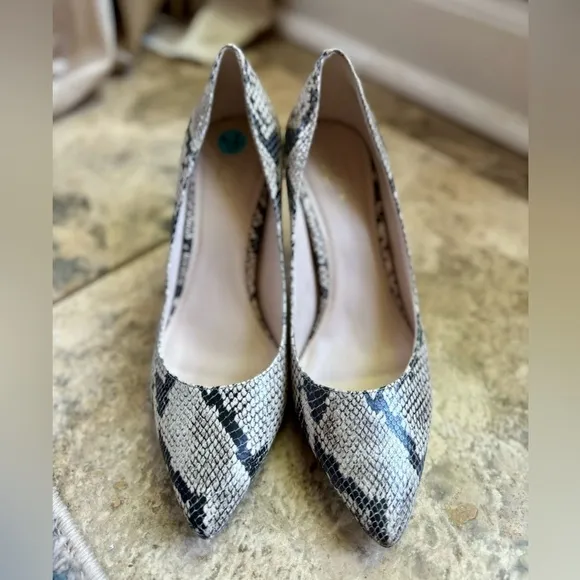NWOT Cole Haan Julianna Snakeskin Print Heels Size 7.5