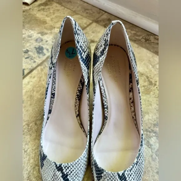 NWOT Cole Haan Julianna Snakeskin Print Heels Size 7.5