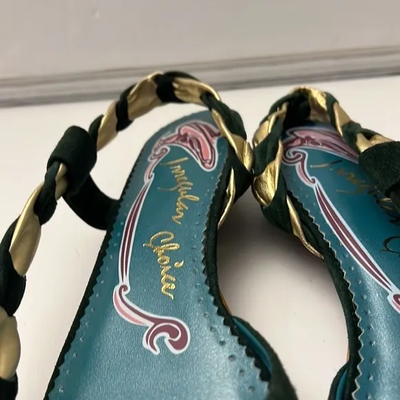 NWOT Irregular Choice Green Suede Gold Metallic Flat Shoes Size 39.5