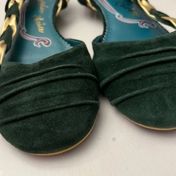 NWOT Irregular Choice Green Suede Gold Metallic Flat Shoes Size 39.5