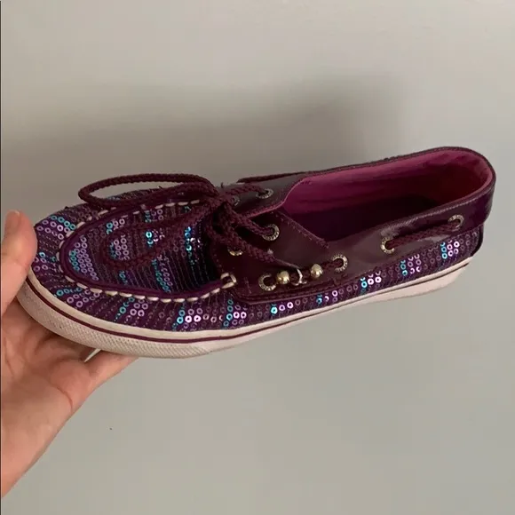 NWOT Never Been Worn Girls Size 4 Sperry Shoe