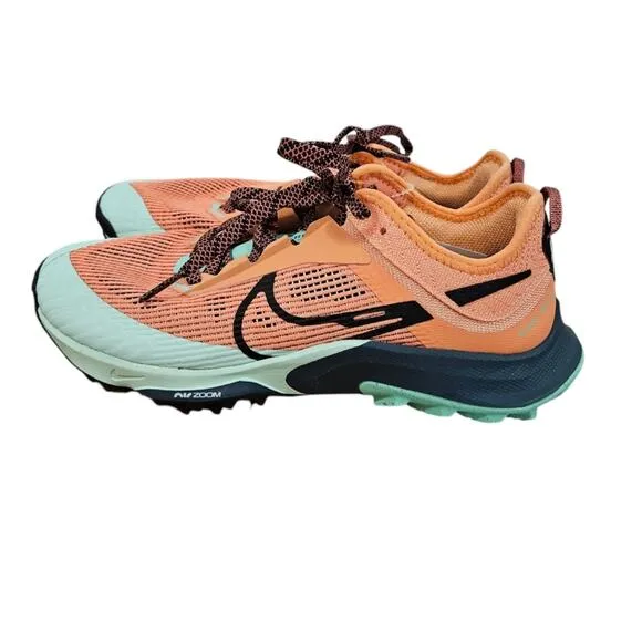 NWOT Nike Air Zoom Terra Kiger 8 Trail-Running Shoes Men's 6 Women's 7.5
