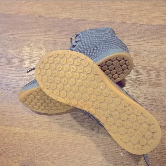 NWOT NoBull High Top Trainers