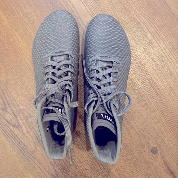 NWOT NoBull High Top Trainers