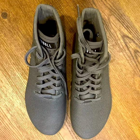 NWOT NoBull High Top Trainers