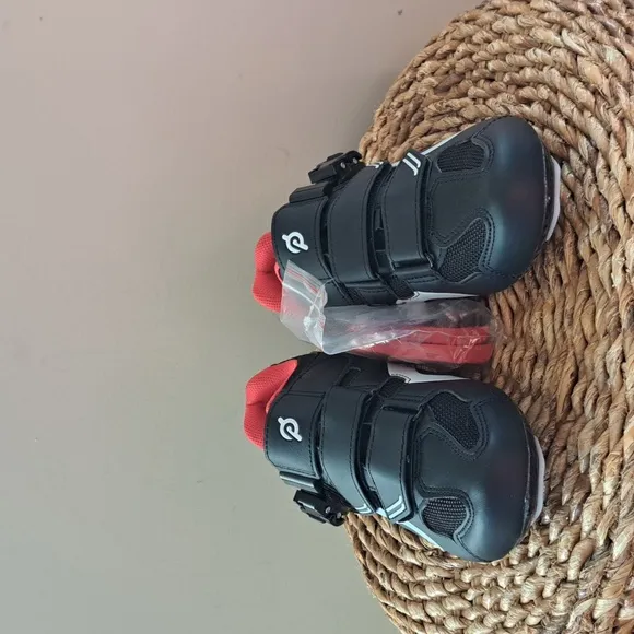 NWOT Peloton Unisex Indoor Spin/Cycling Sneaker‎ Shoes Black/Red EU41/W10/M8