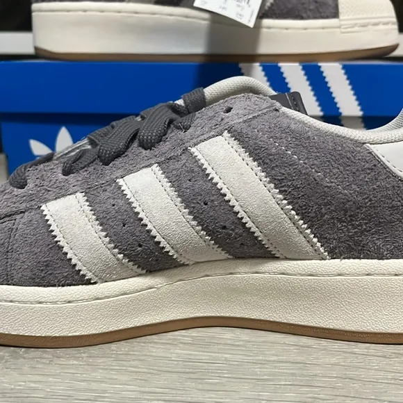 NWT Adidas Originals Superstar XLG Women's Shoes - Grey/White - IG2125