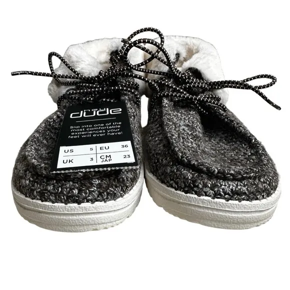 NWT Hey Dude “Britt” Shoes. Size 5