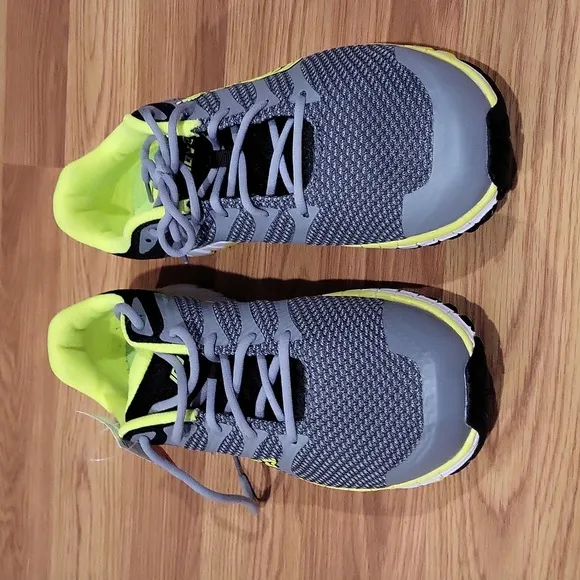 NWT Inov-8 ROADCLAW 275 SIZE 12.5 Running