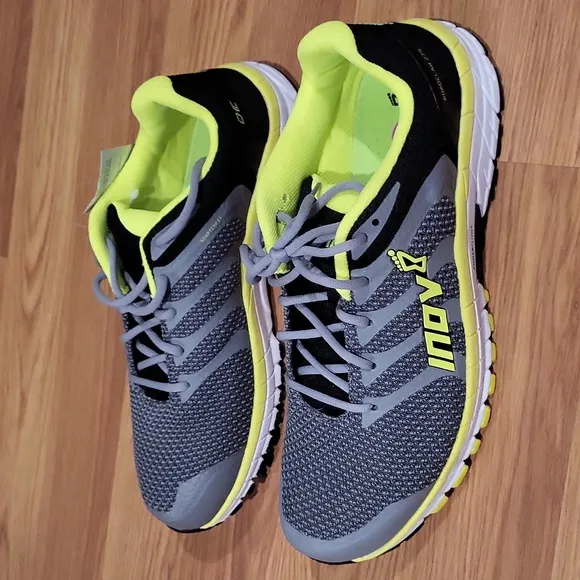 NWT Inov-8 ROADCLAW 275 SIZE 12.5 Running